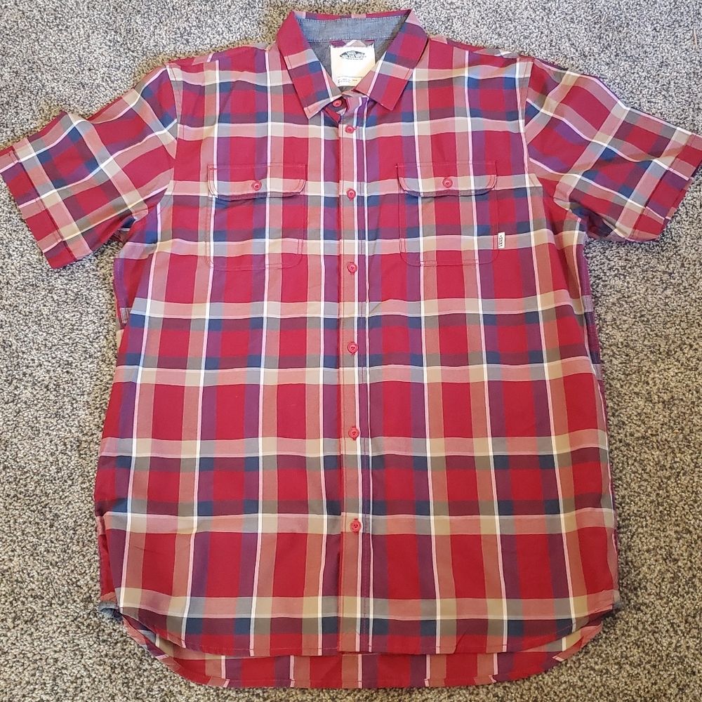 Vans Short Sleeve Button-down (Size L)